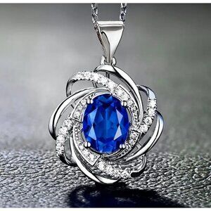 Silver Pendant Necklace With Blue Stone pendant New in‎ a black jewelry box NWT